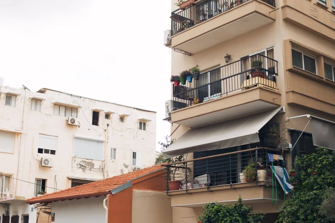 מחפשים דירה להשכרה? אל תחתמו למתווך לפני שתקראו את זה