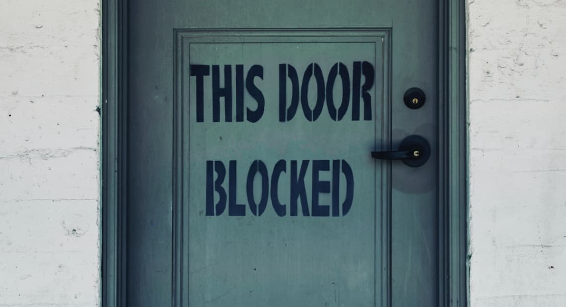 כך מתווכים חוסמים קונים – בלי שמוכרים בכלל יודעים.